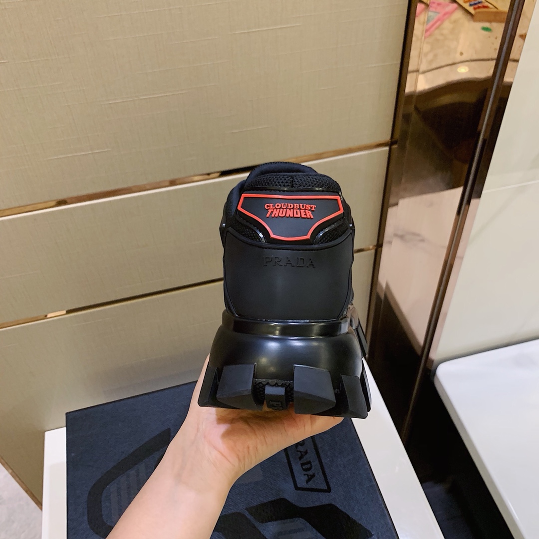 20SS Pra*a CLOUDBUST THUDER SNEAKER