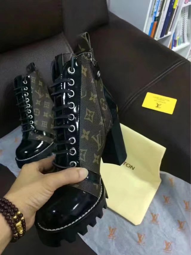 L0vis Vvtt0n Classice Boots