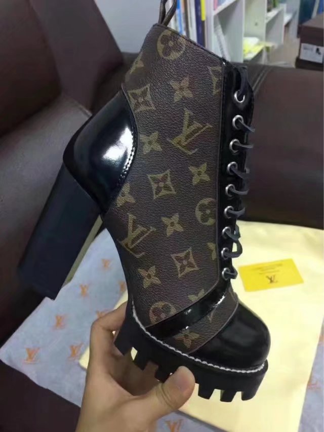 L0vis Vvtt0n Classice Boots