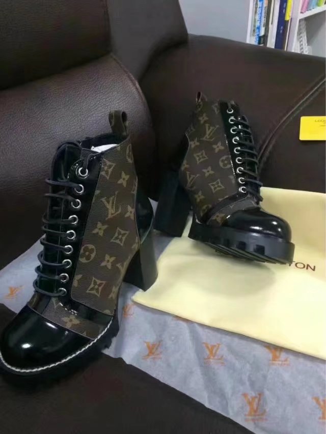 L0vis Vvtt0n Classice Boots