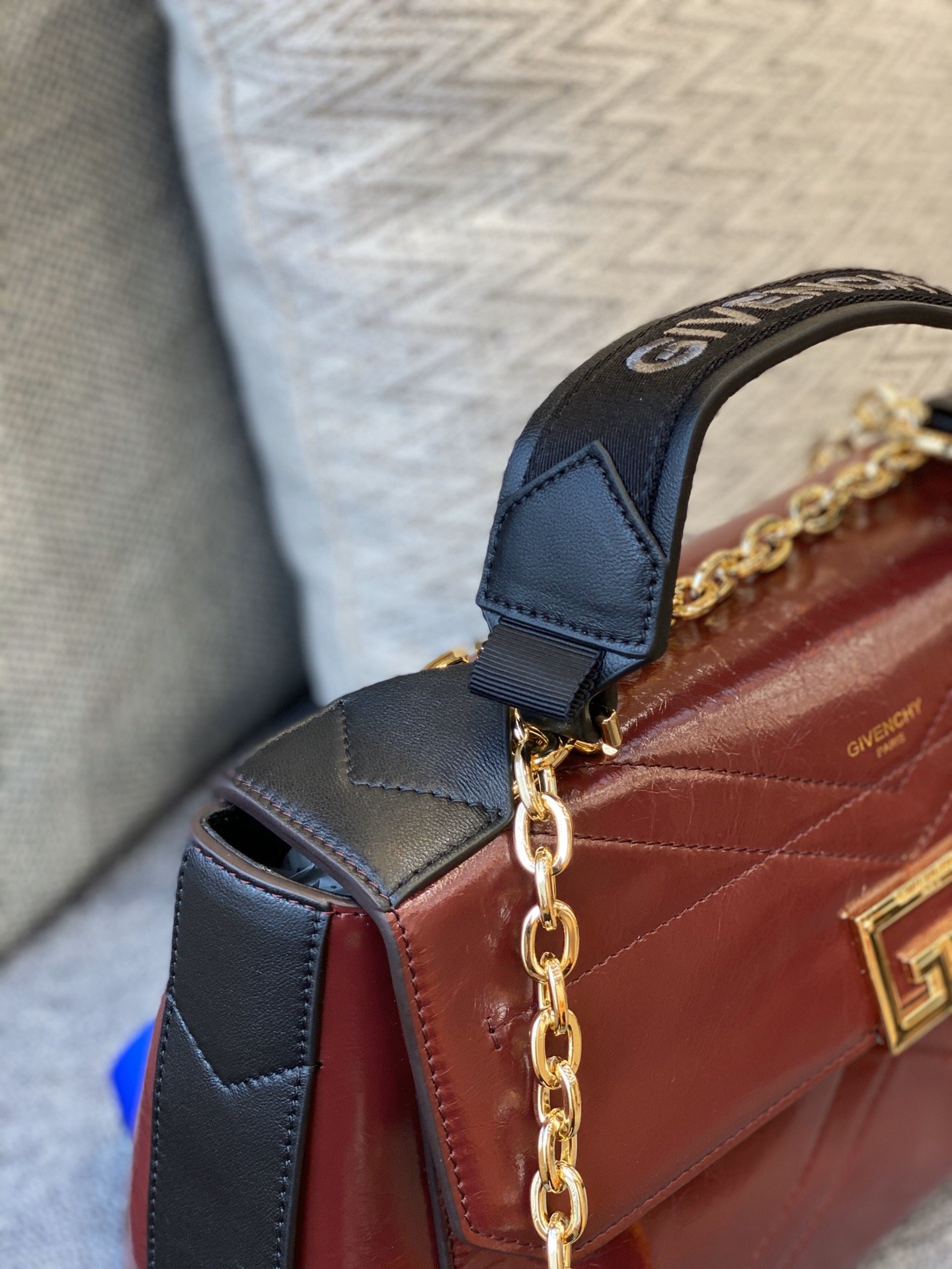 Givenchy Medium Id Shoulder Bag 02