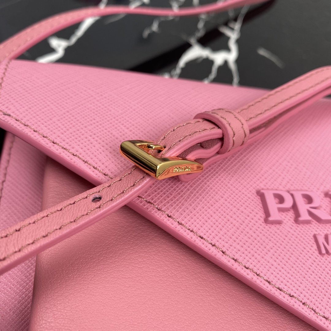 Pra*a 1BP020 Saffiano Chain Bag 001