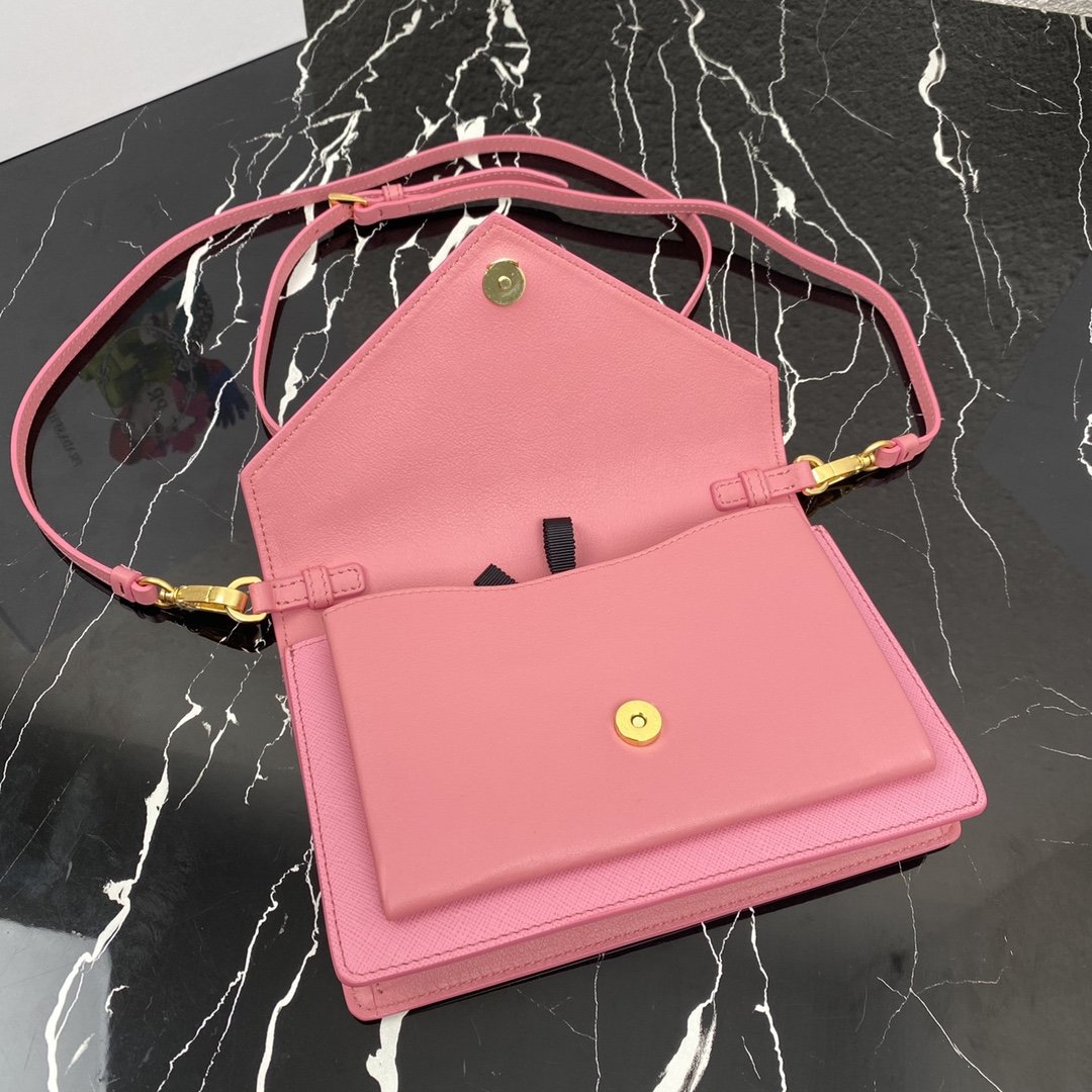 Pra*a 1BP020 Saffiano Chain Bag 001