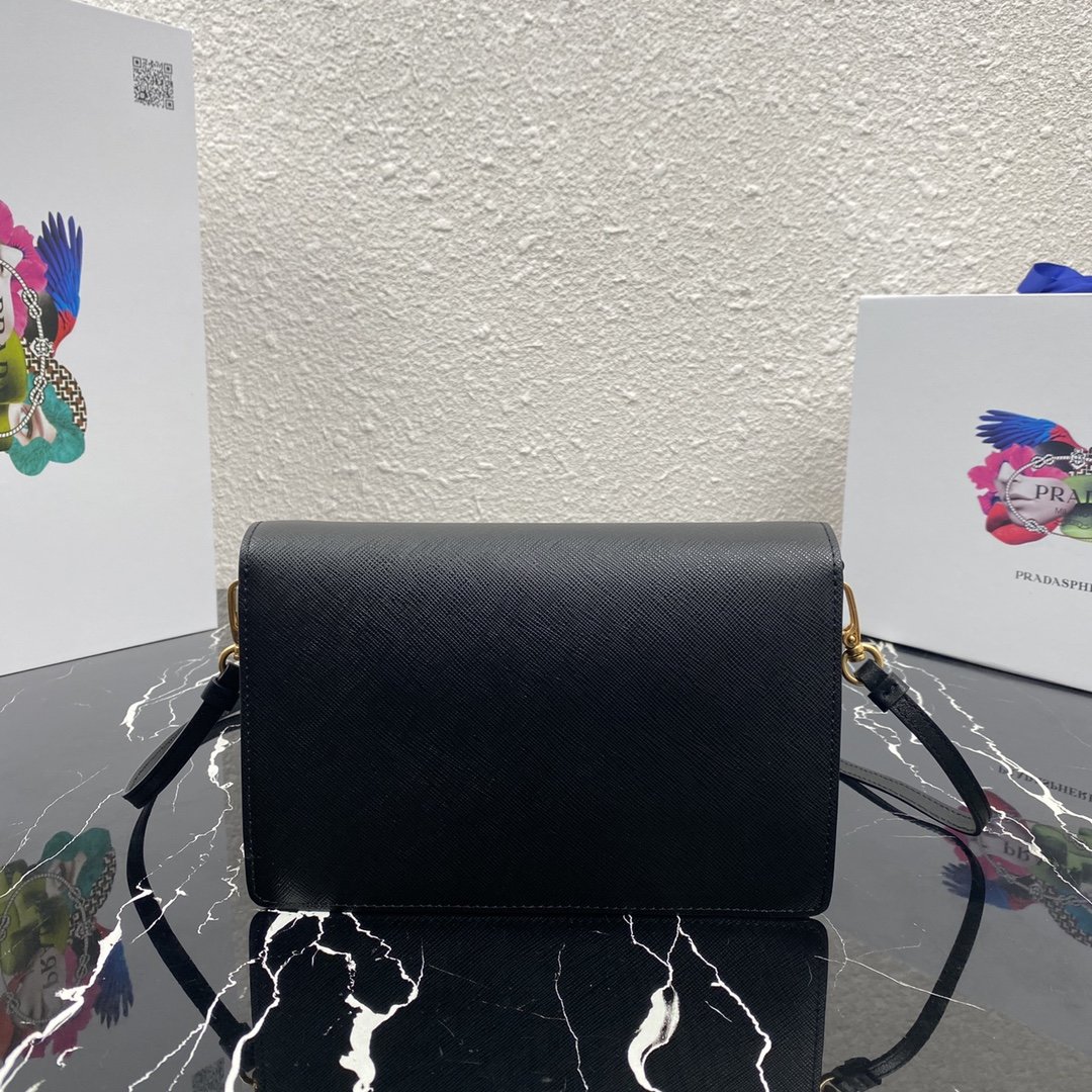 Pra*a 1BP020 Saffiano Chain Bag 002