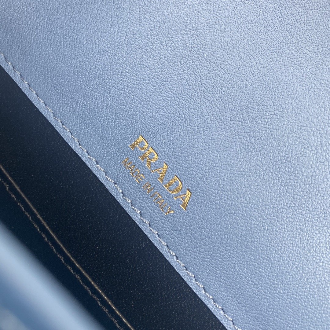 Pra*a 1BP020 Saffiano Chain Bag 004