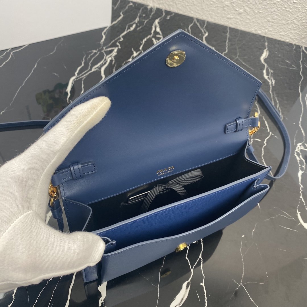 Pra*a 1BP020 Saffiano Chain Bag 005