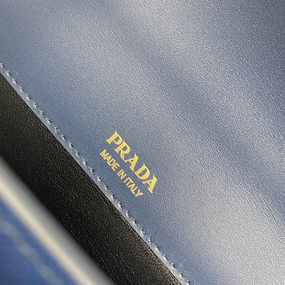 Pra*a 1BP020 Saffiano Chain Bag 005