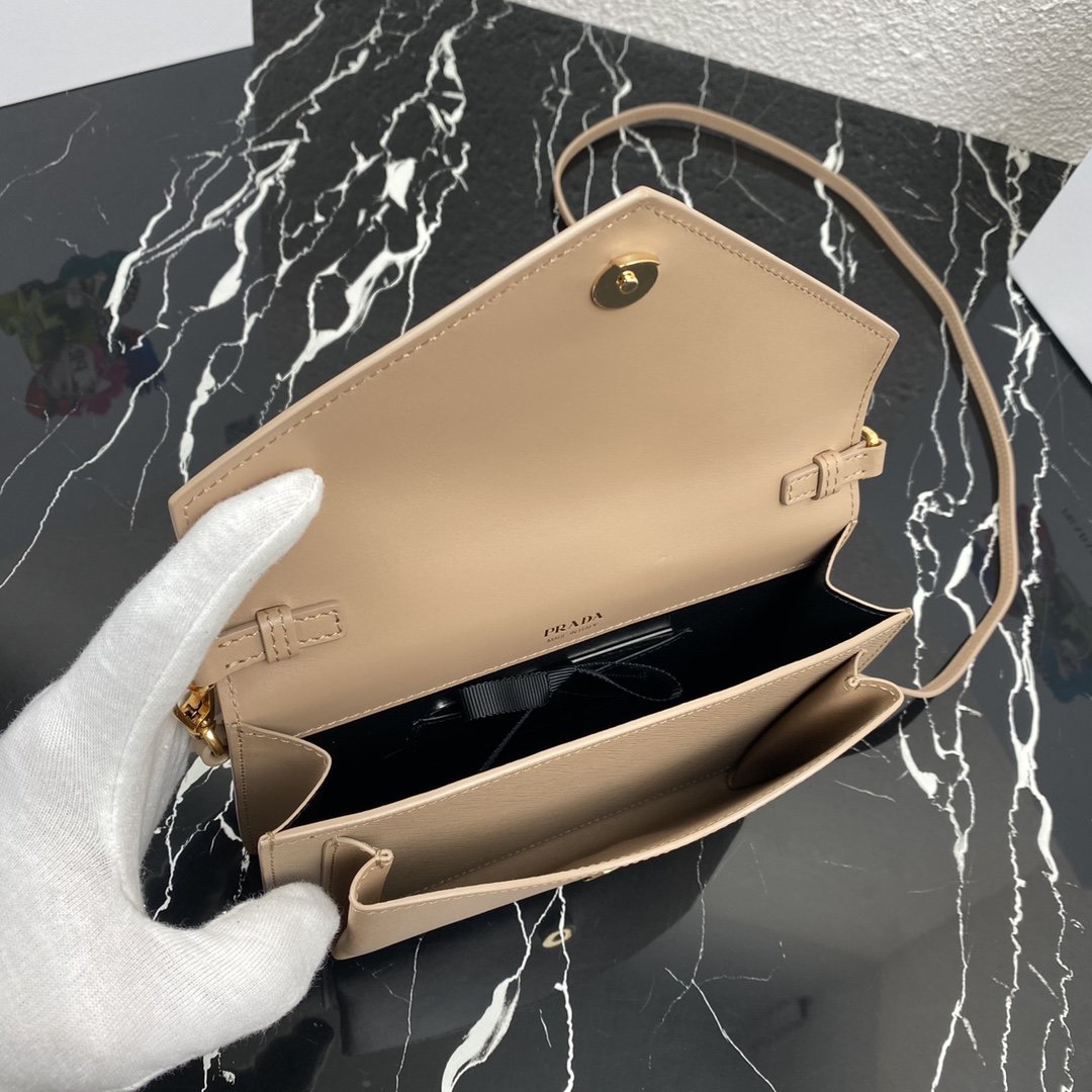 Pra*a 1BP020 Saffiano Chain Bag 007