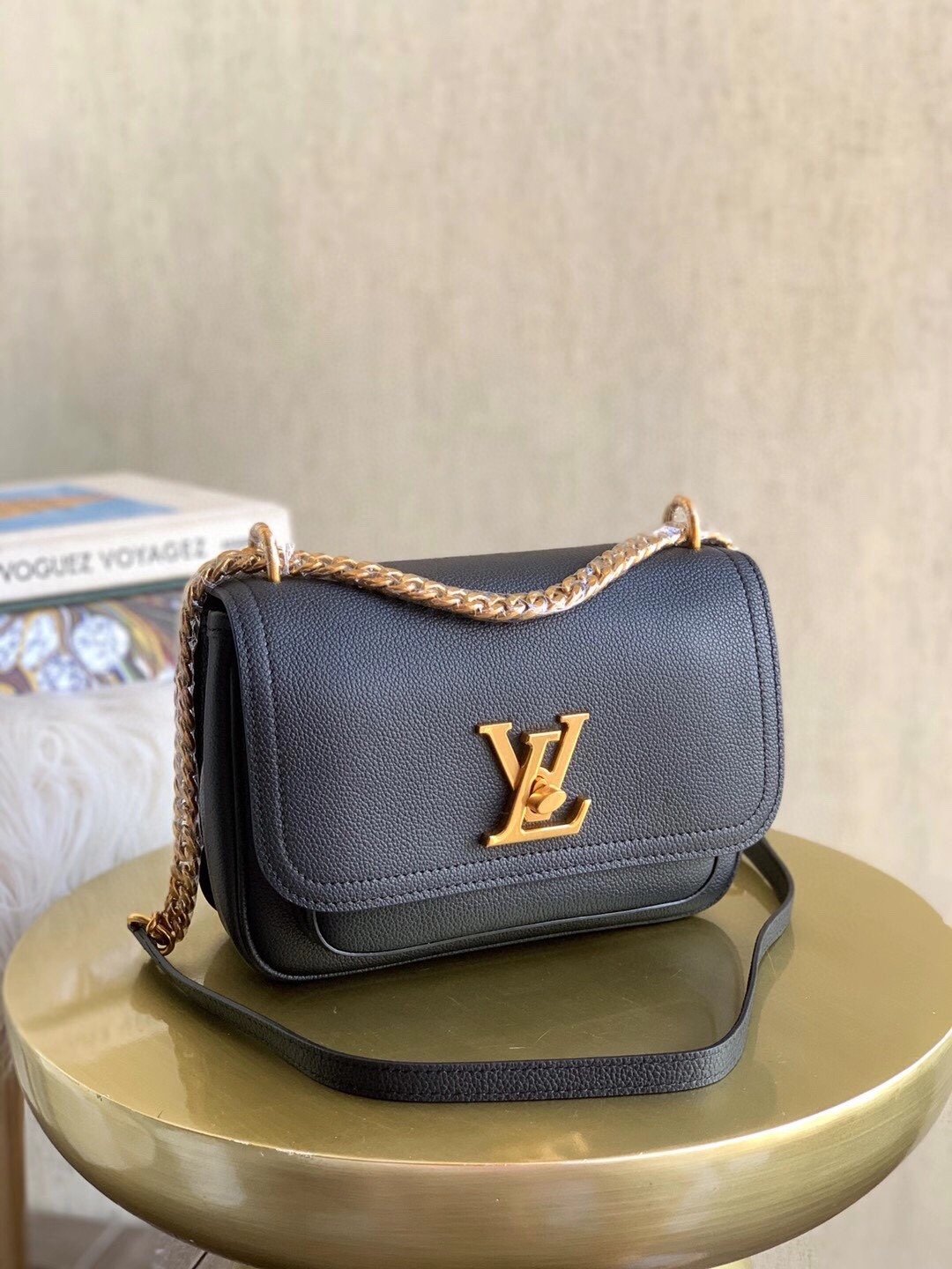 L0vis Vvtt0n 2020-21FW Shoulder Bags