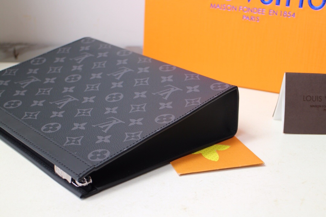 L0vis Vvtt0n POCHETTE VOYAGE MM