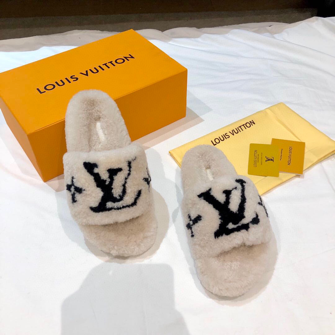 L0vis Vvtt0n Sandals 017