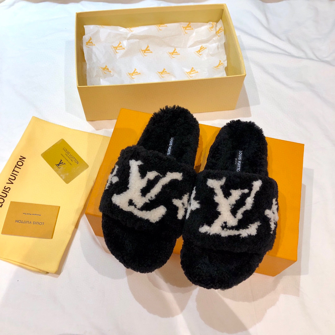 L0vis Vvtt0n Sandals 018