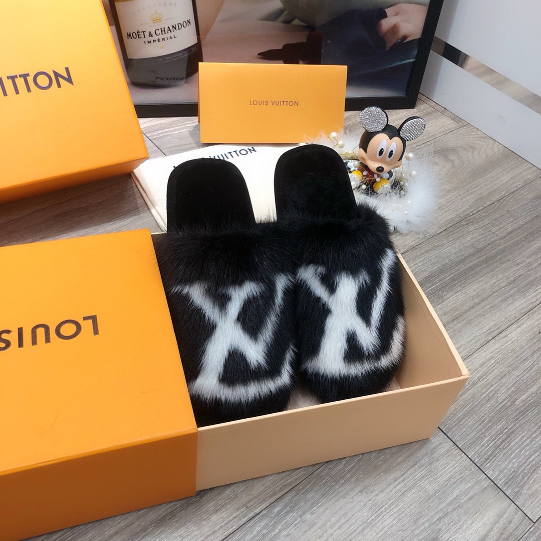 L0vis Vvtt0n Sandals 022