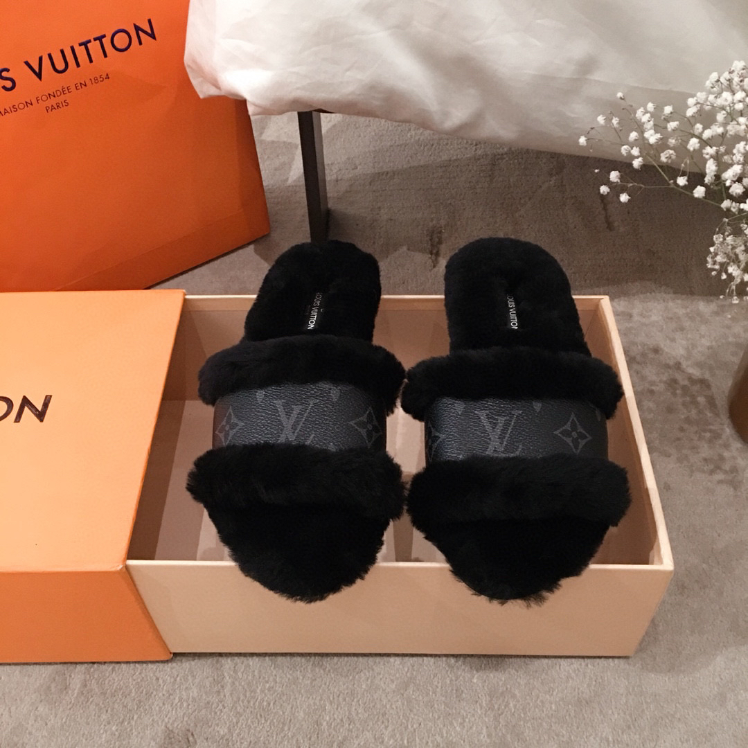 L0vis Vvtt0n Sandals 025