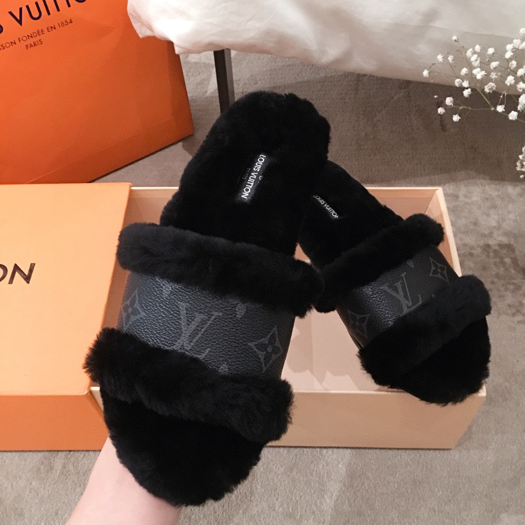 L0vis Vvtt0n Sandals 025