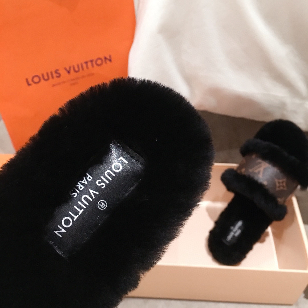 L0vis Vvtt0n Sandals 028