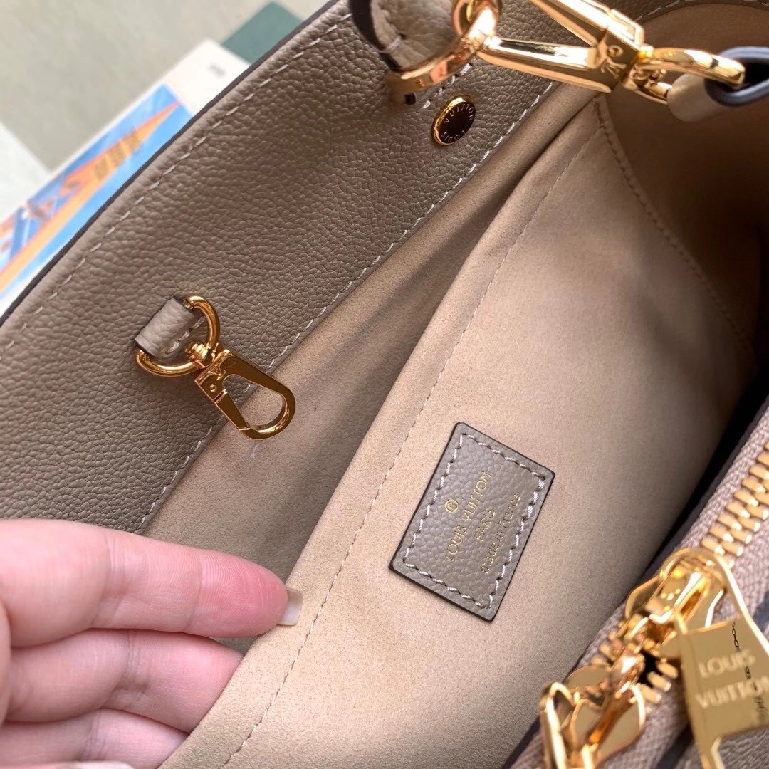 LV Montaigne BB M41053 Grey