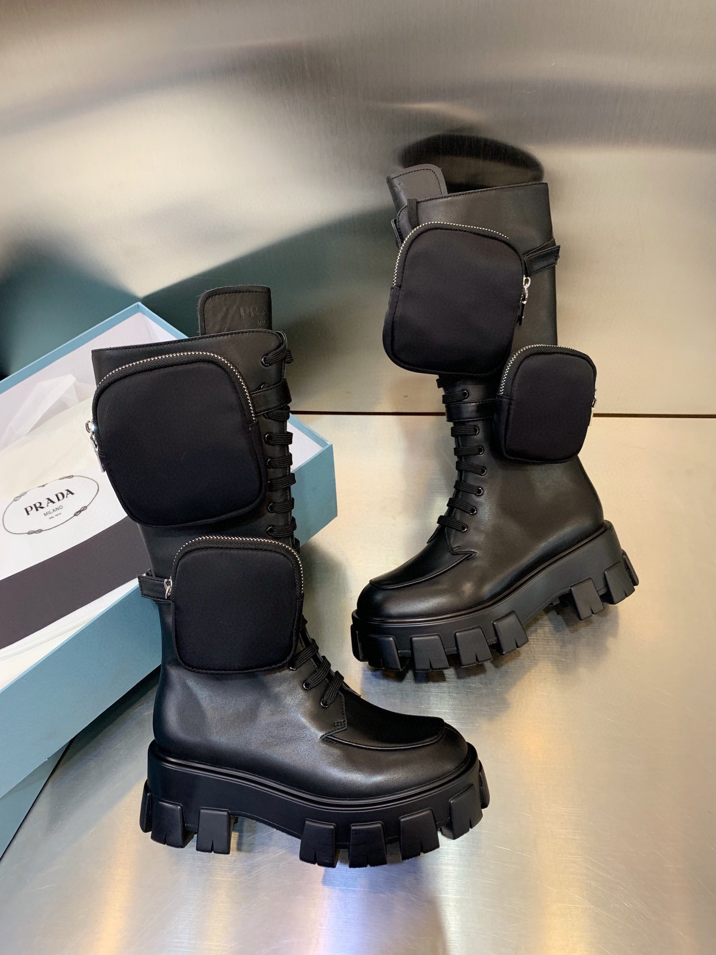 Pra*a 2020ss Boots