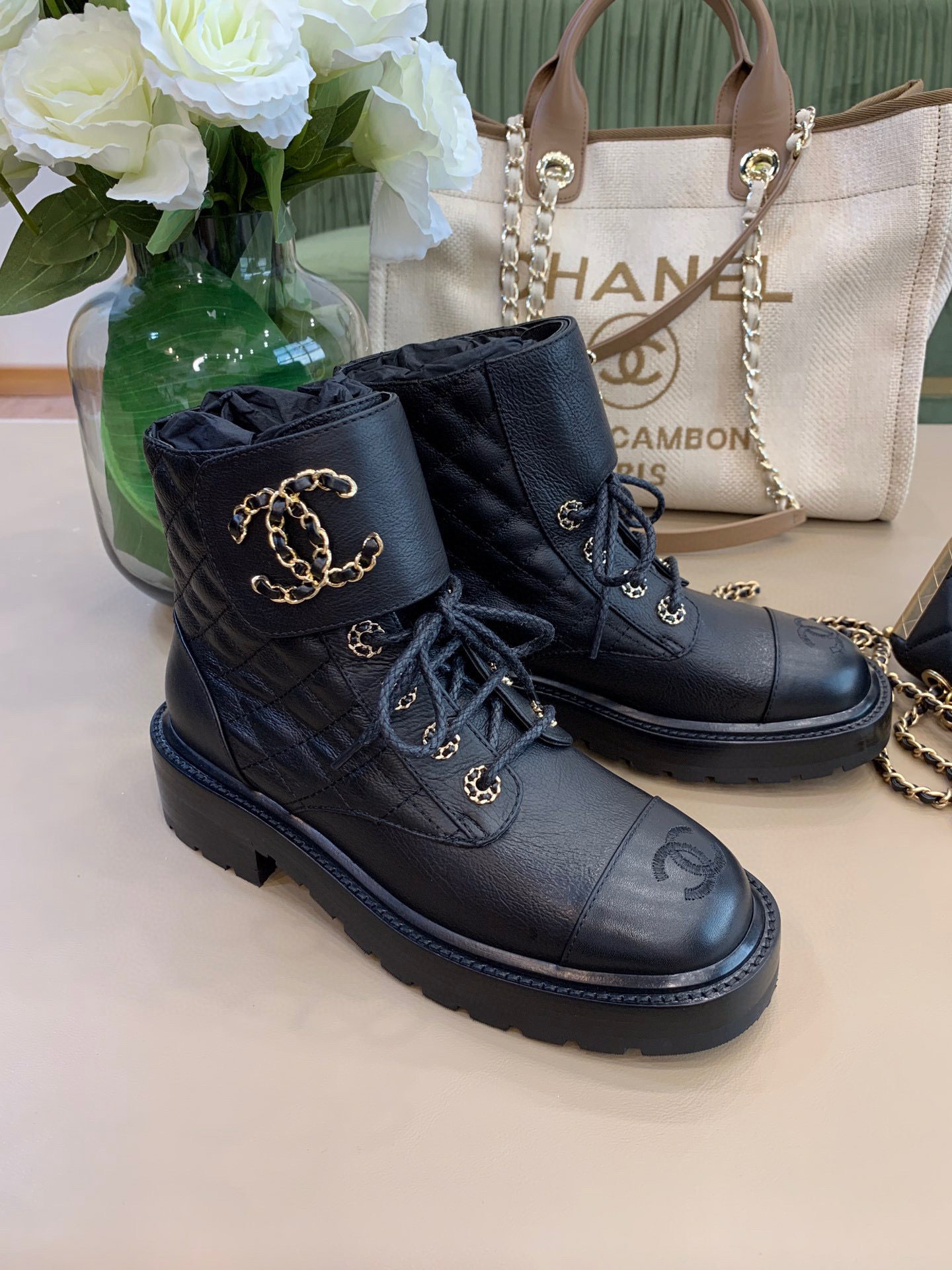 Ch**el Boots 005