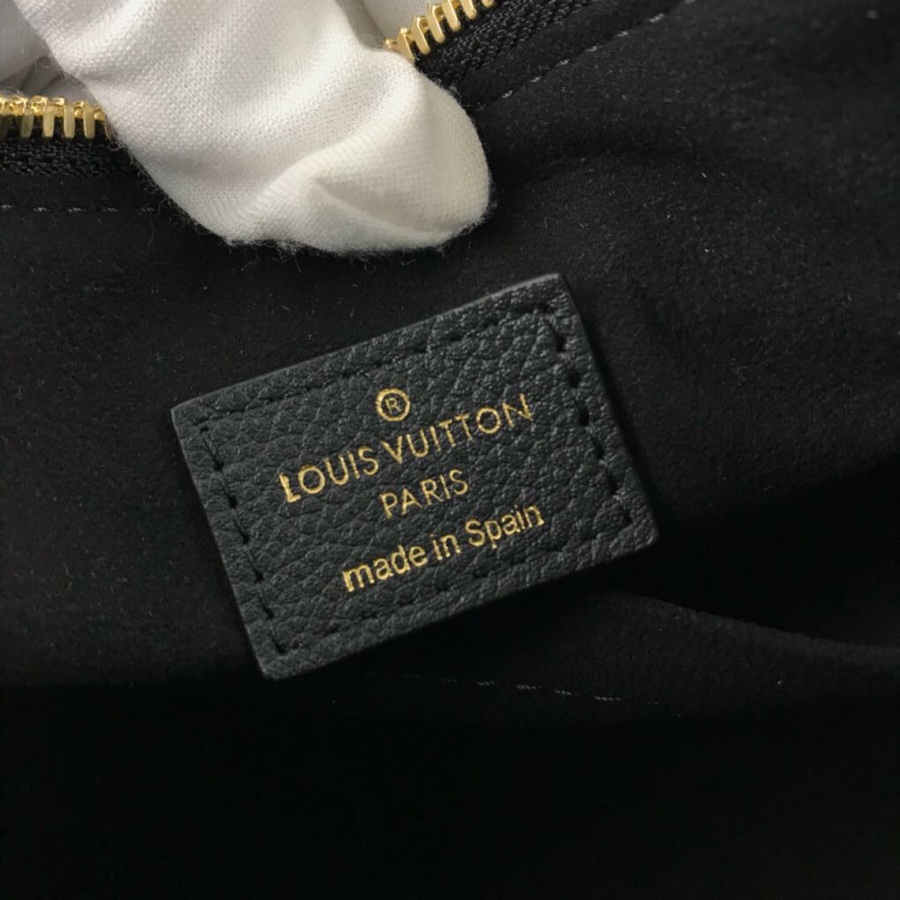 LV V Tote MM Handbag M44421