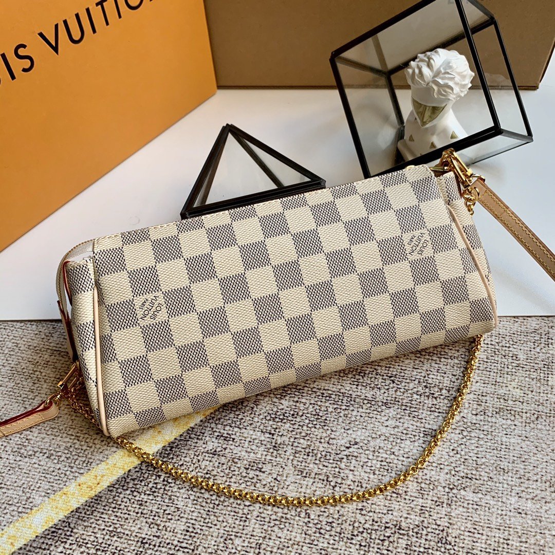 L0vis Vvtt0n Eva Shoulder Pouch 001