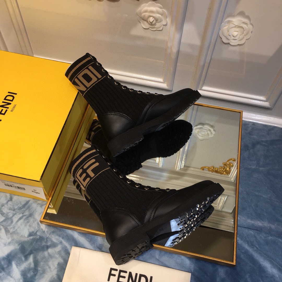 F**di Boots