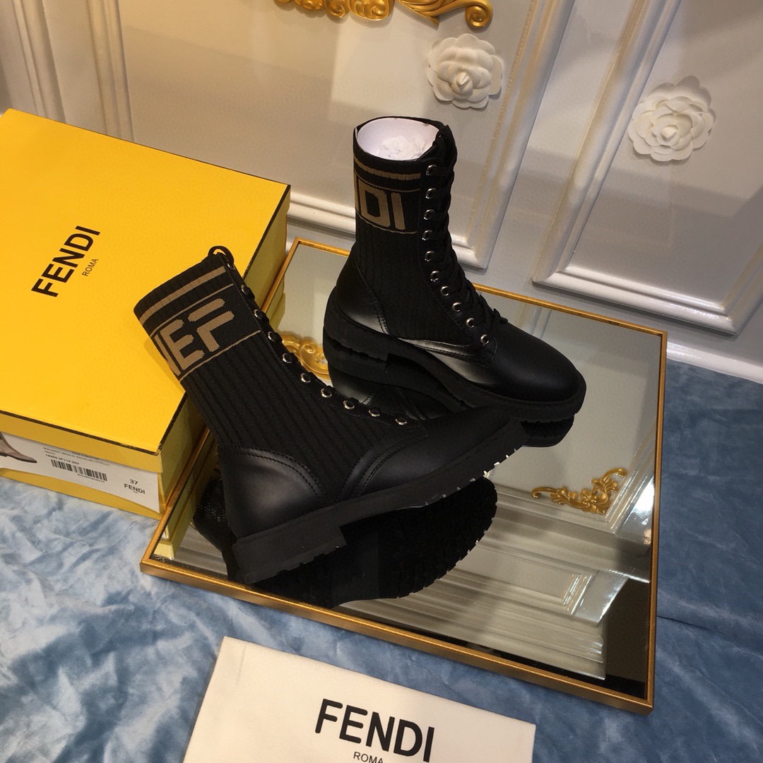 F**di Boots