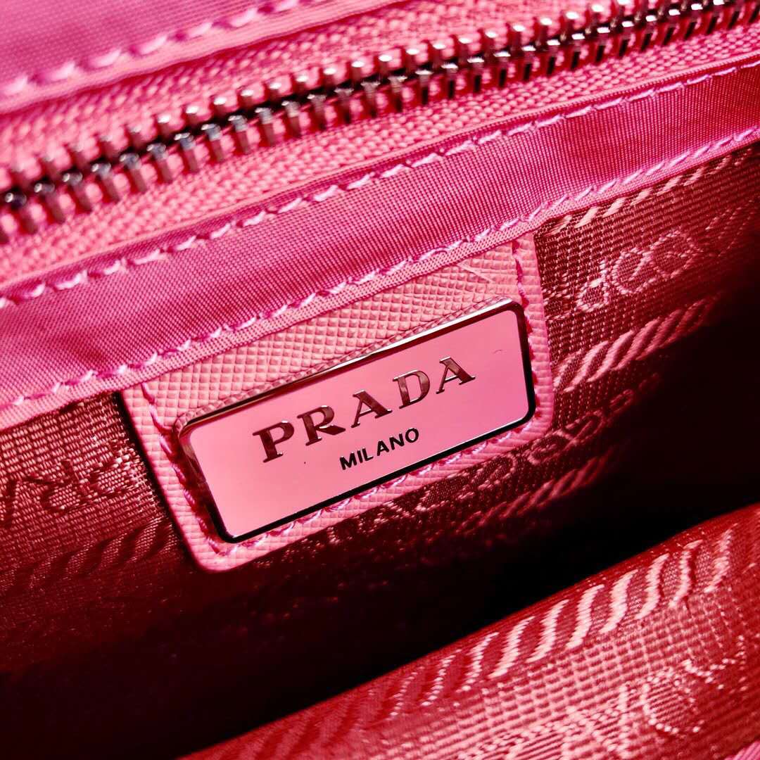 Pra*a Nylon Bag 22cm