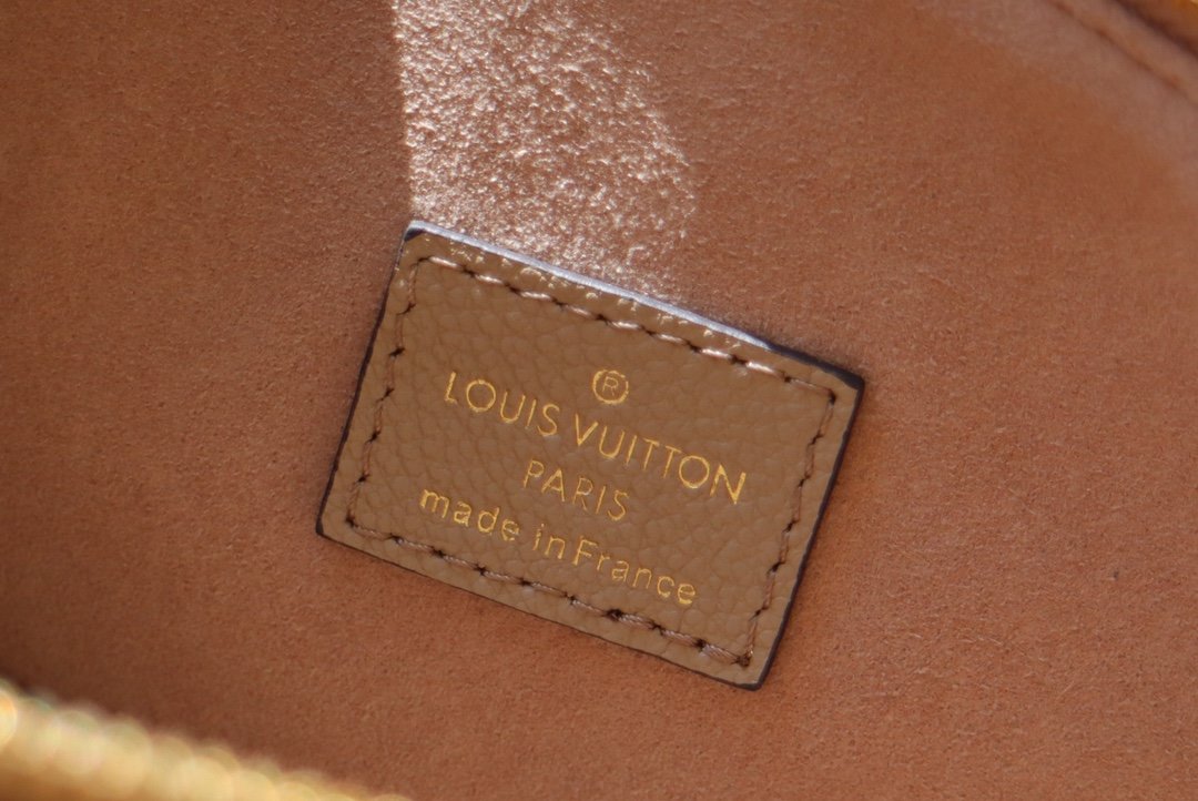 L0vis Vvtt0n Melie Handbags 001
