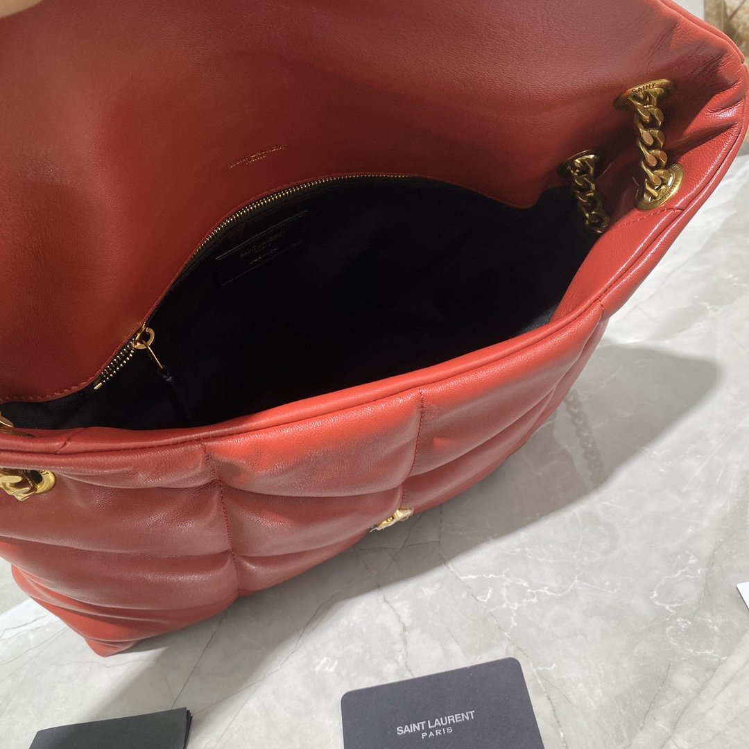 Y51 Puffer Red Bag 35cm