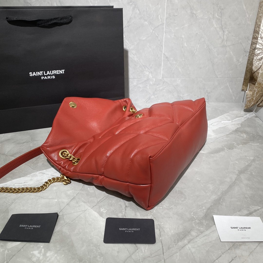 Y51 Puffer Red Bag 35cm