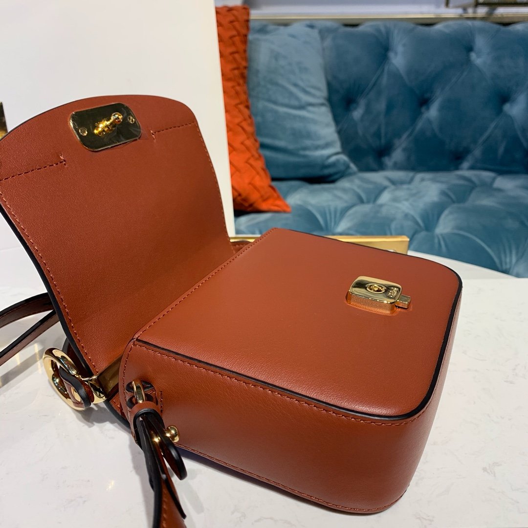 Chloe C Bag 004