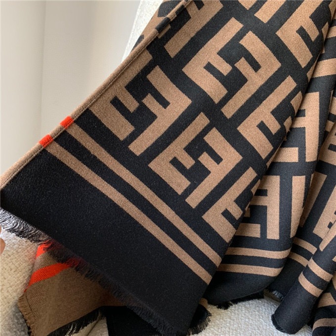 F**di Scarf