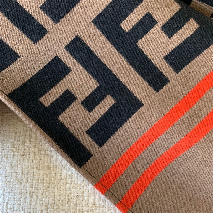 F**di Scarf