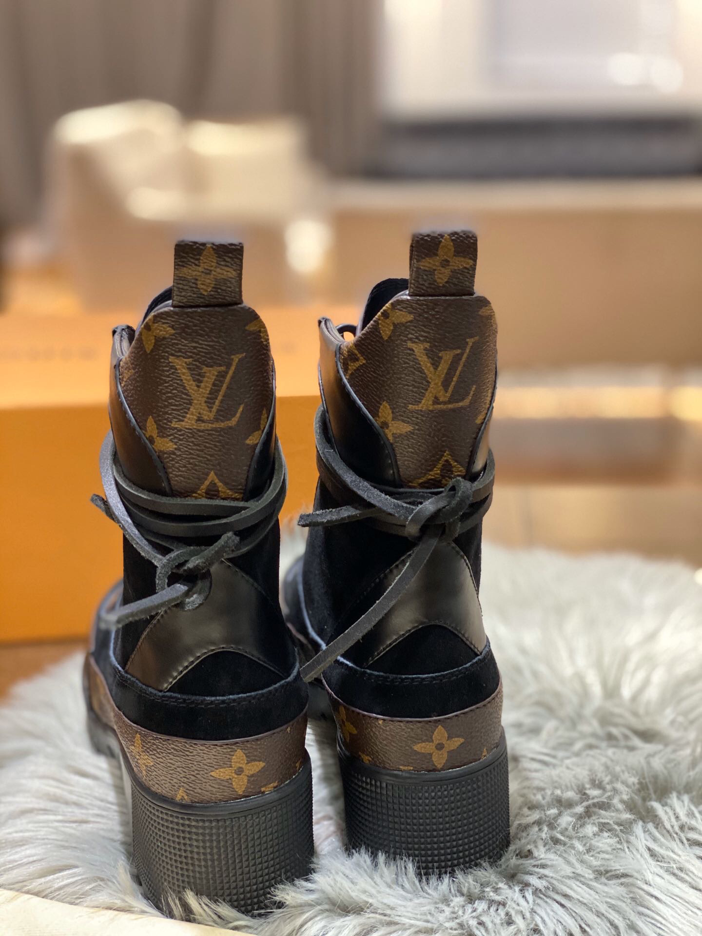 L0vis Vvtt0n Boots 002
