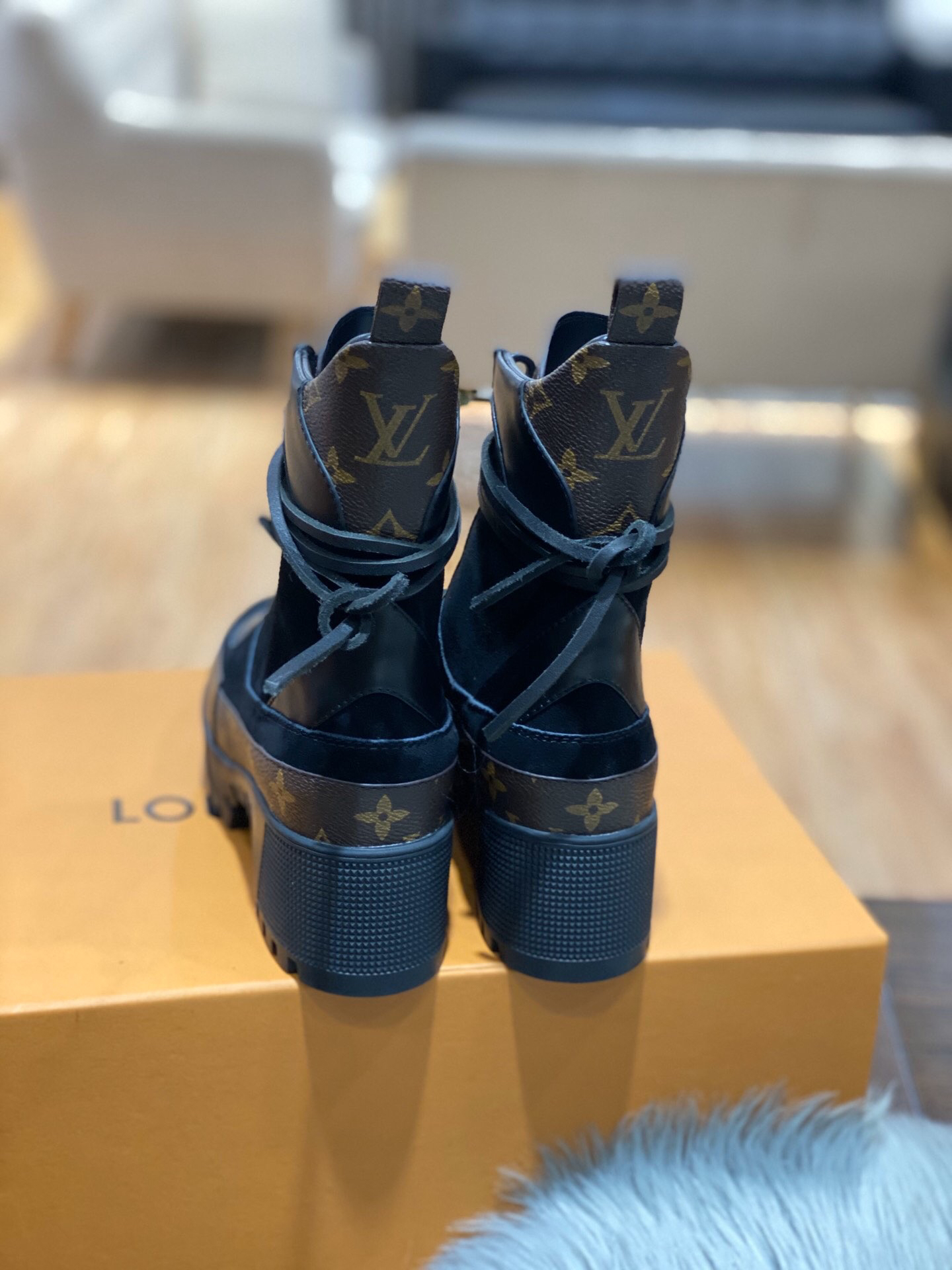 L0vis Vvtt0n Boots 002