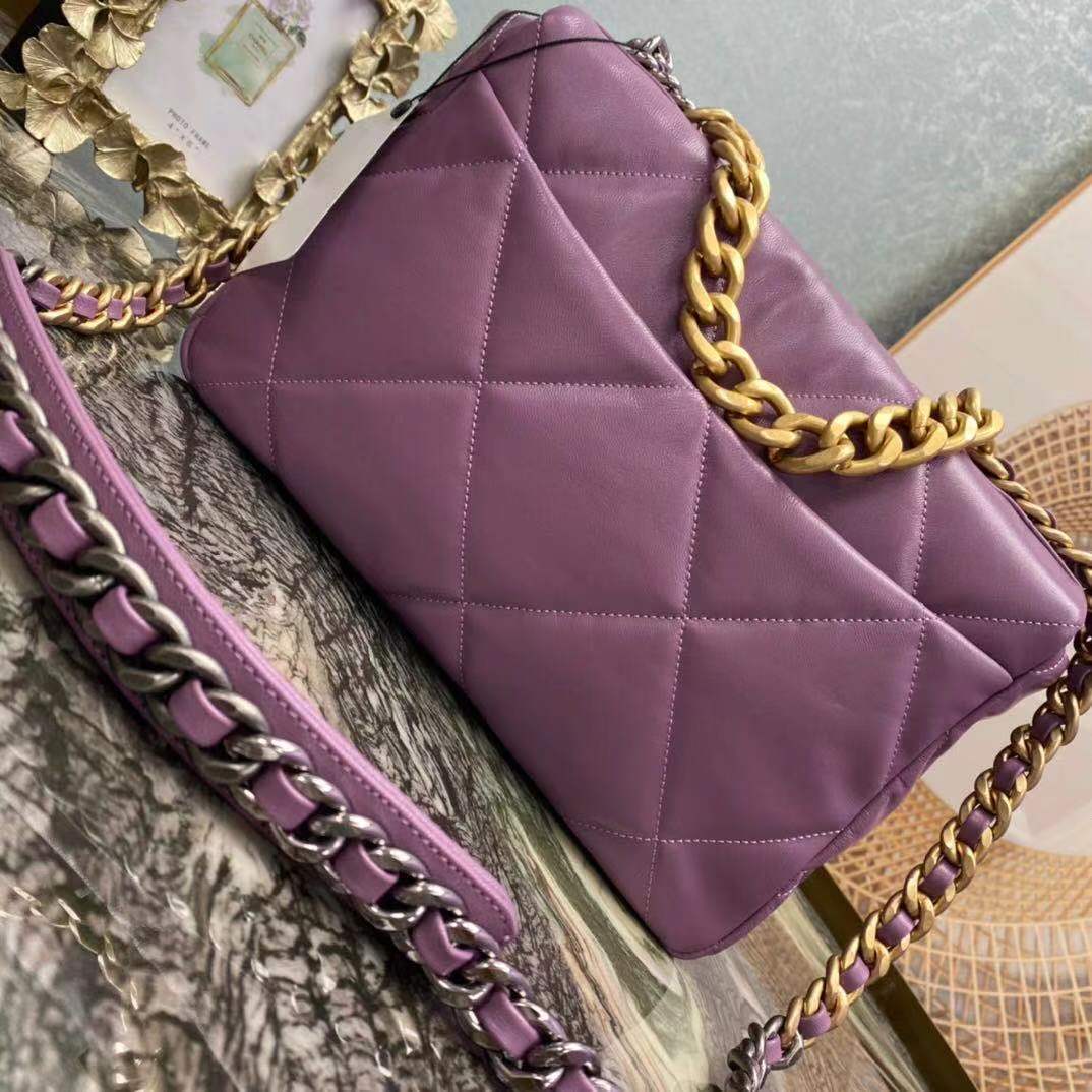 Ch**el 19 Flap Bag 26cm