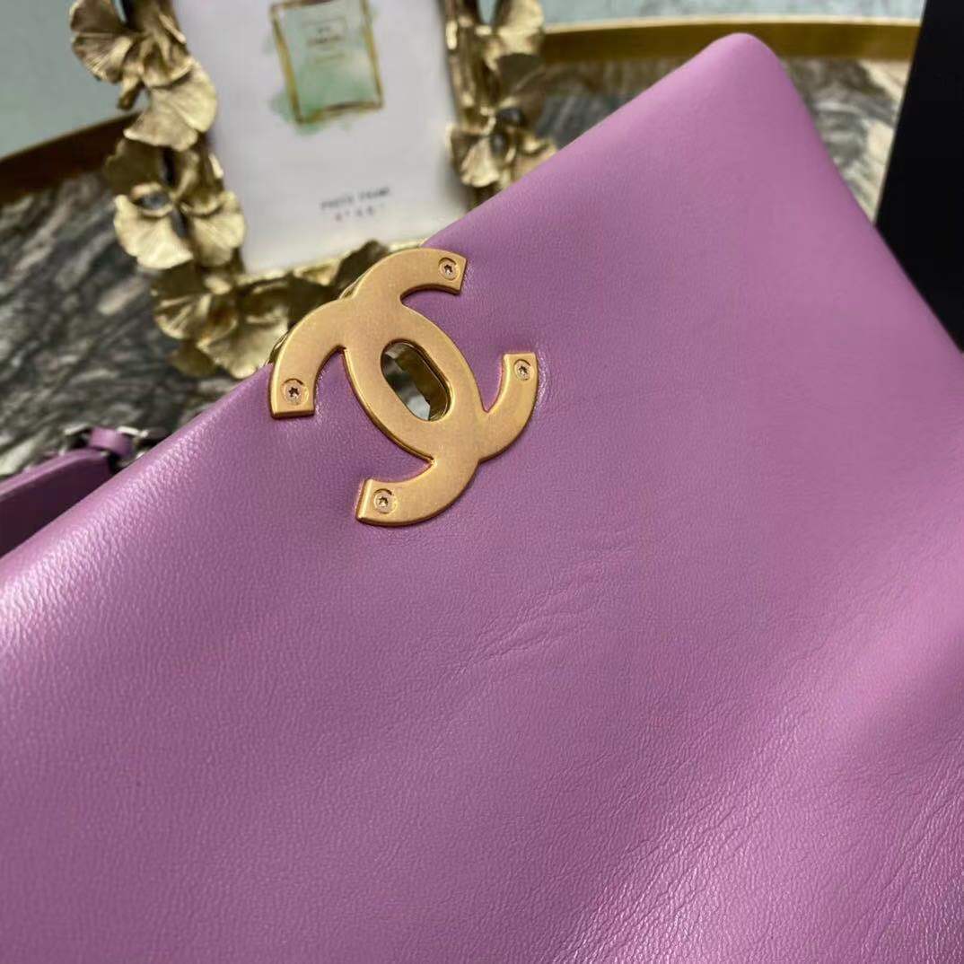 Ch**el 19 Flap Bag 26cm