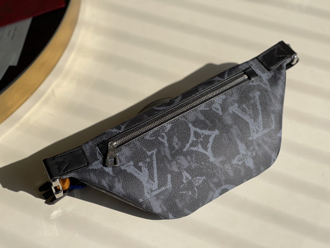 L0vis Vvtt0n M57276 Bum bag