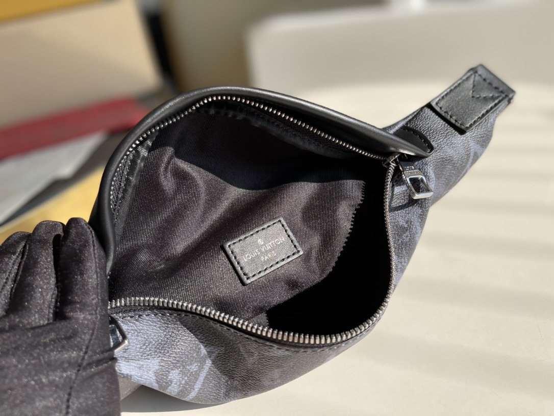 L0vis Vvtt0n M57276 Bum bag