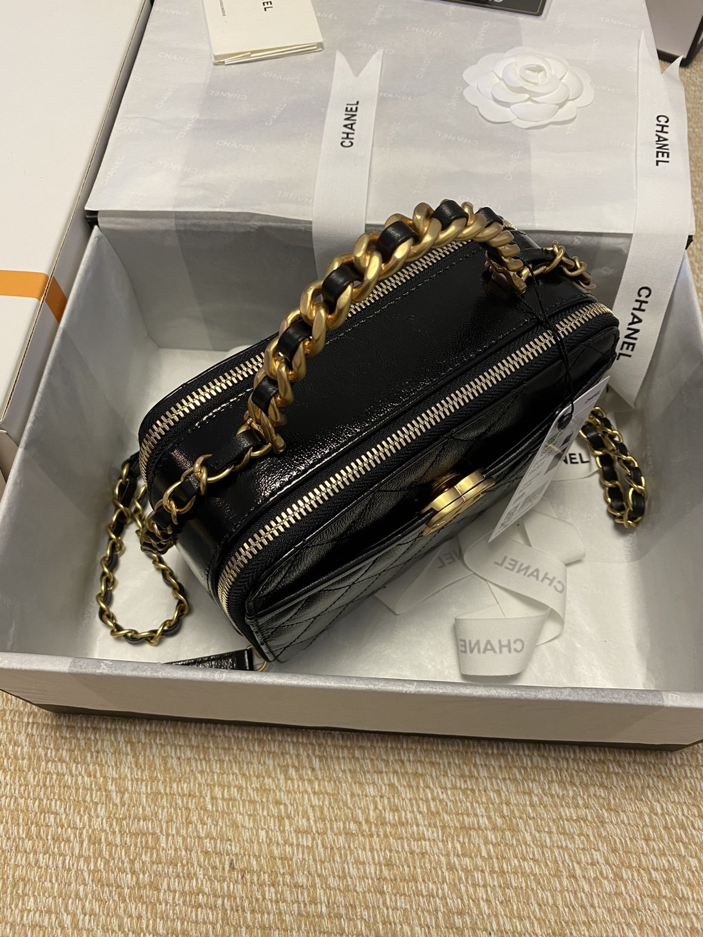 Ch**el Handbag 18.5cm