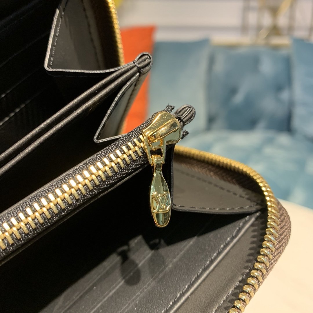 LV M67687 Zippy Wallet Giant Monogram Reverse