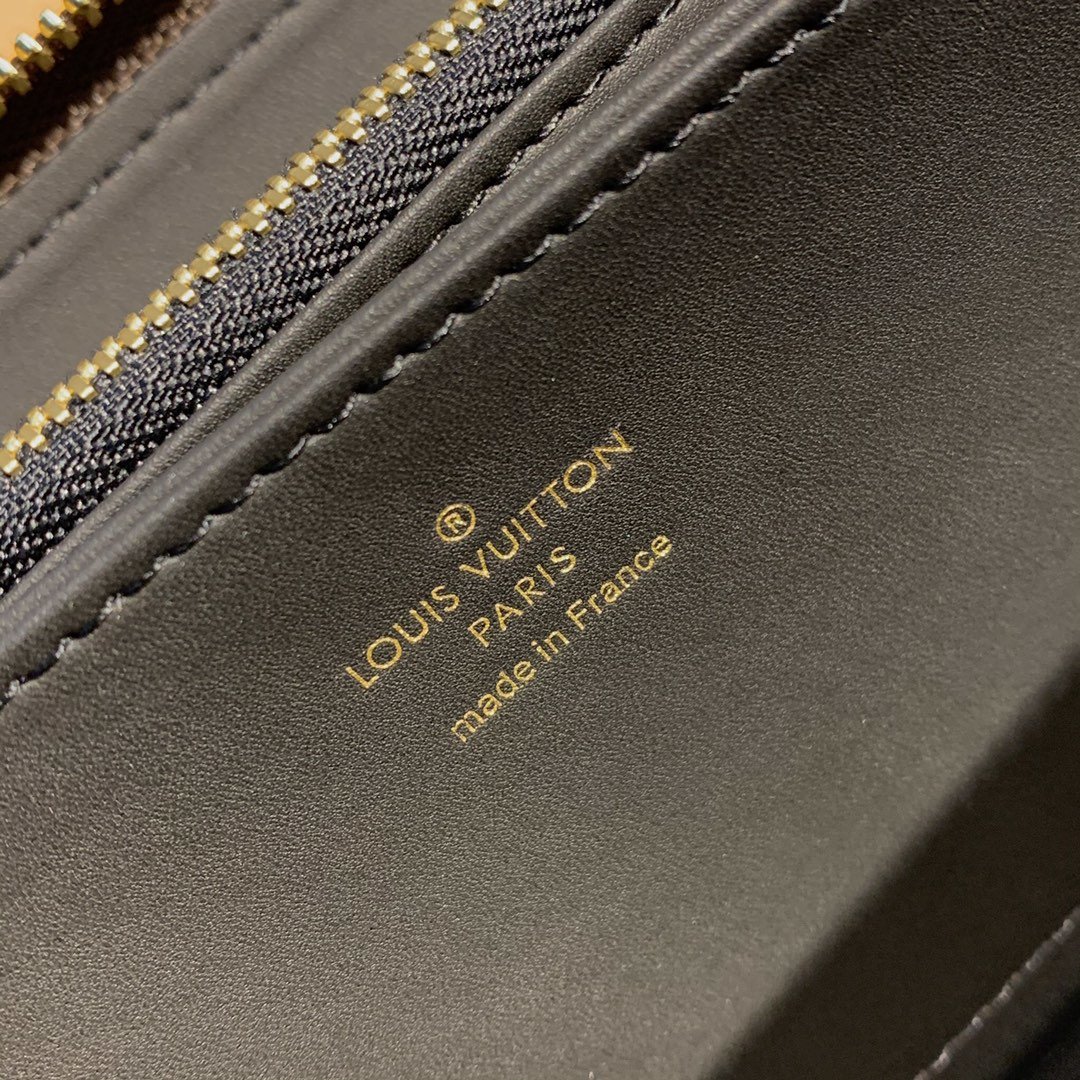 LV M67687 Zippy Wallet Giant Monogram Reverse