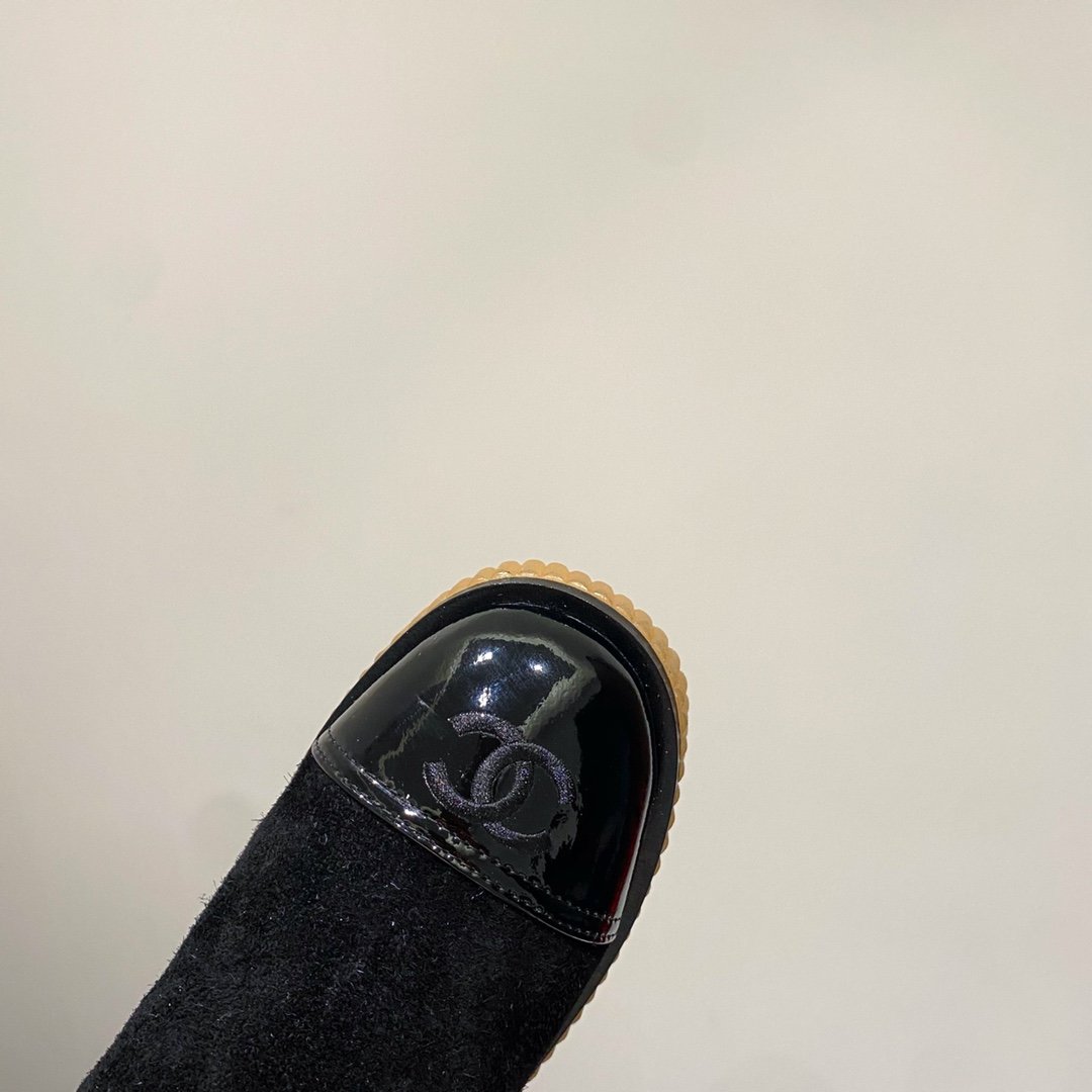 Ch**el boots 007