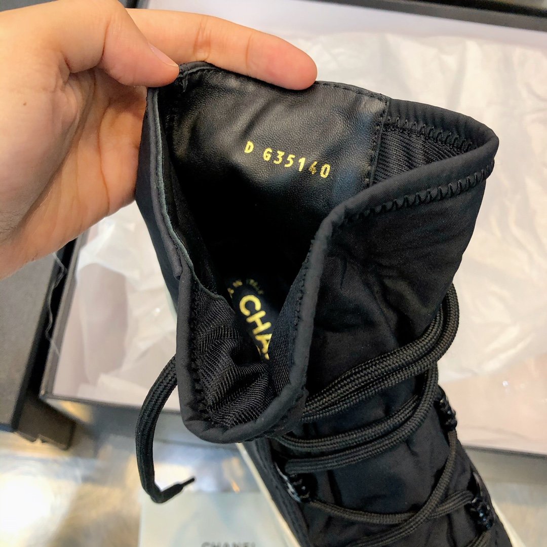 Ch**el boots 008