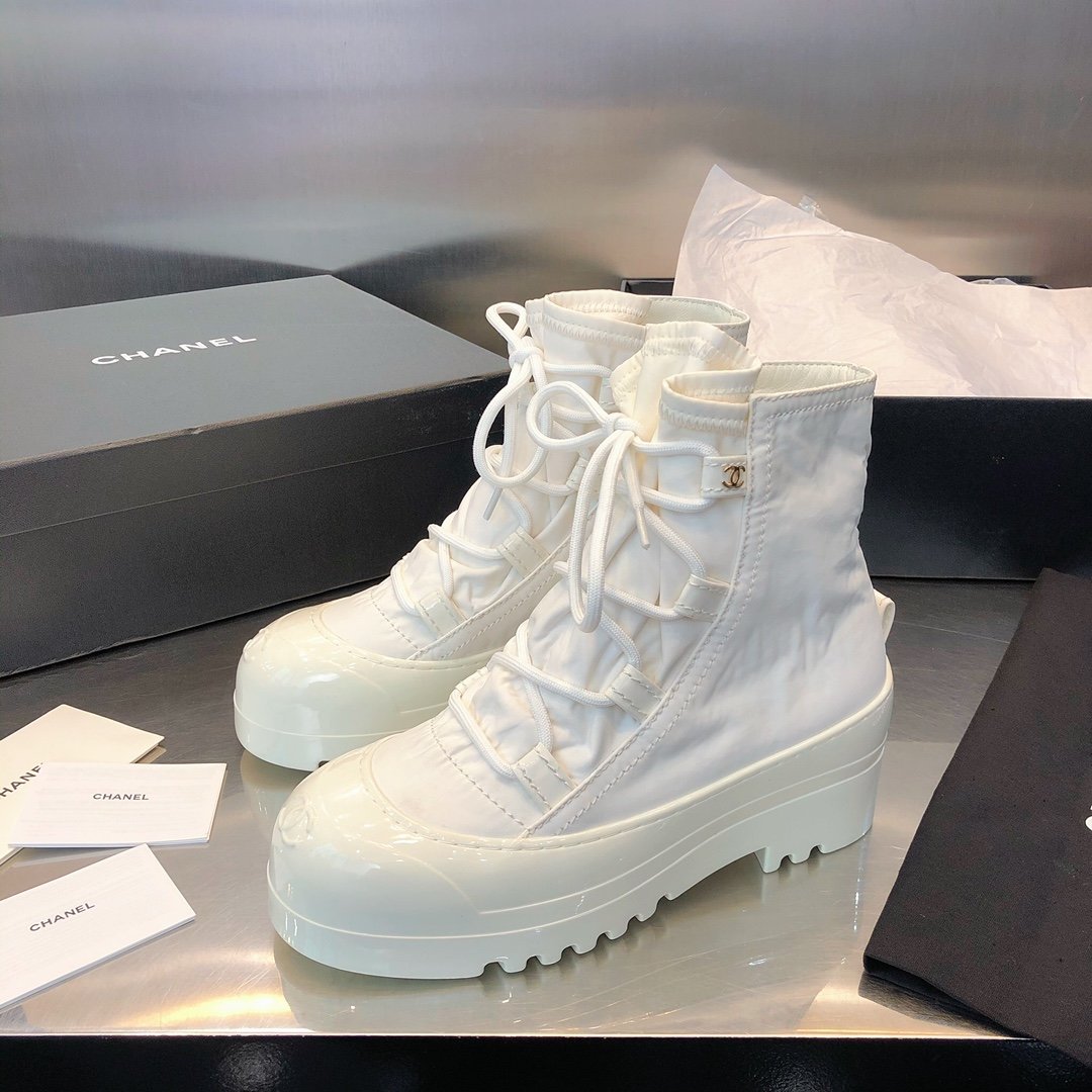 Ch**el boots 009