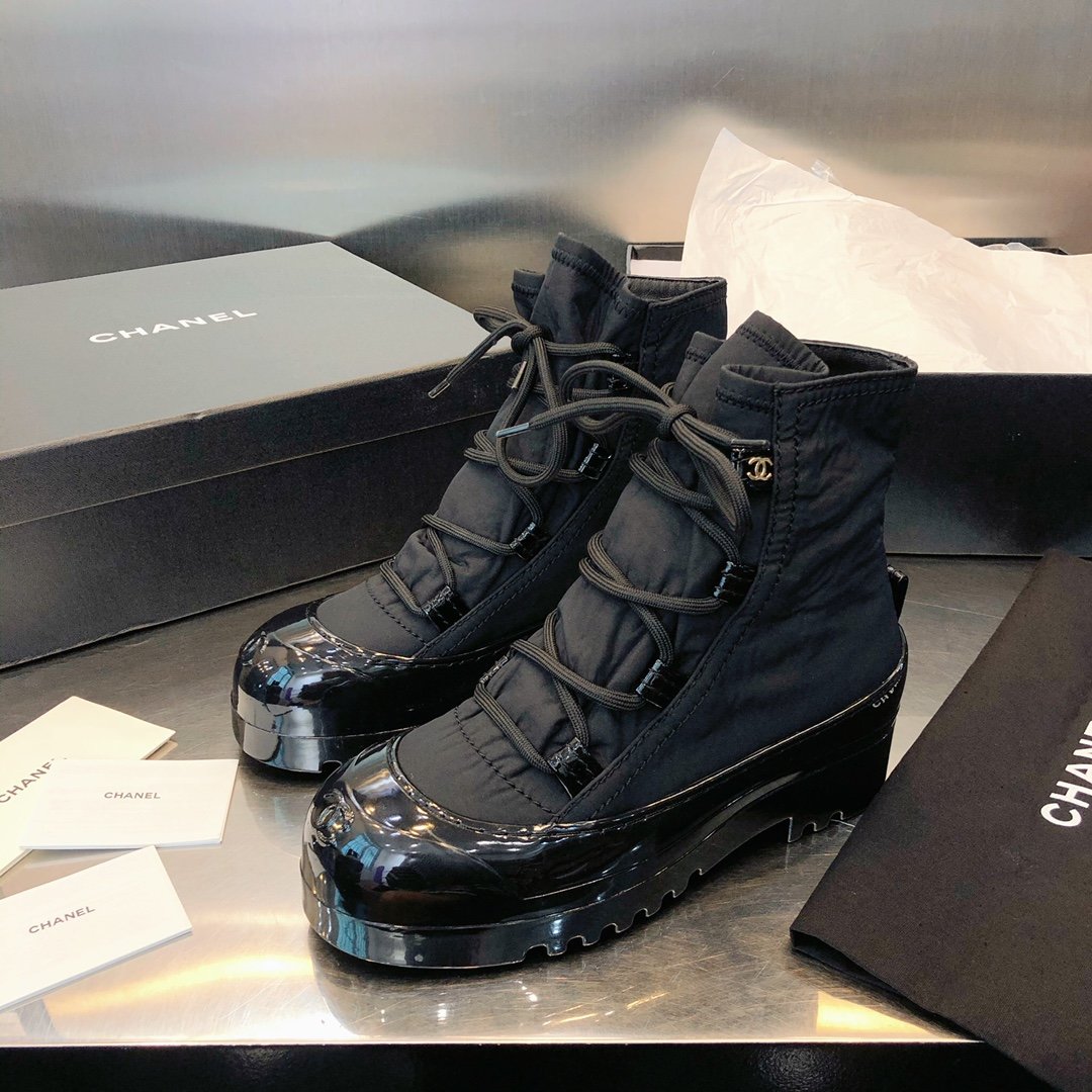 Ch**el boots 010