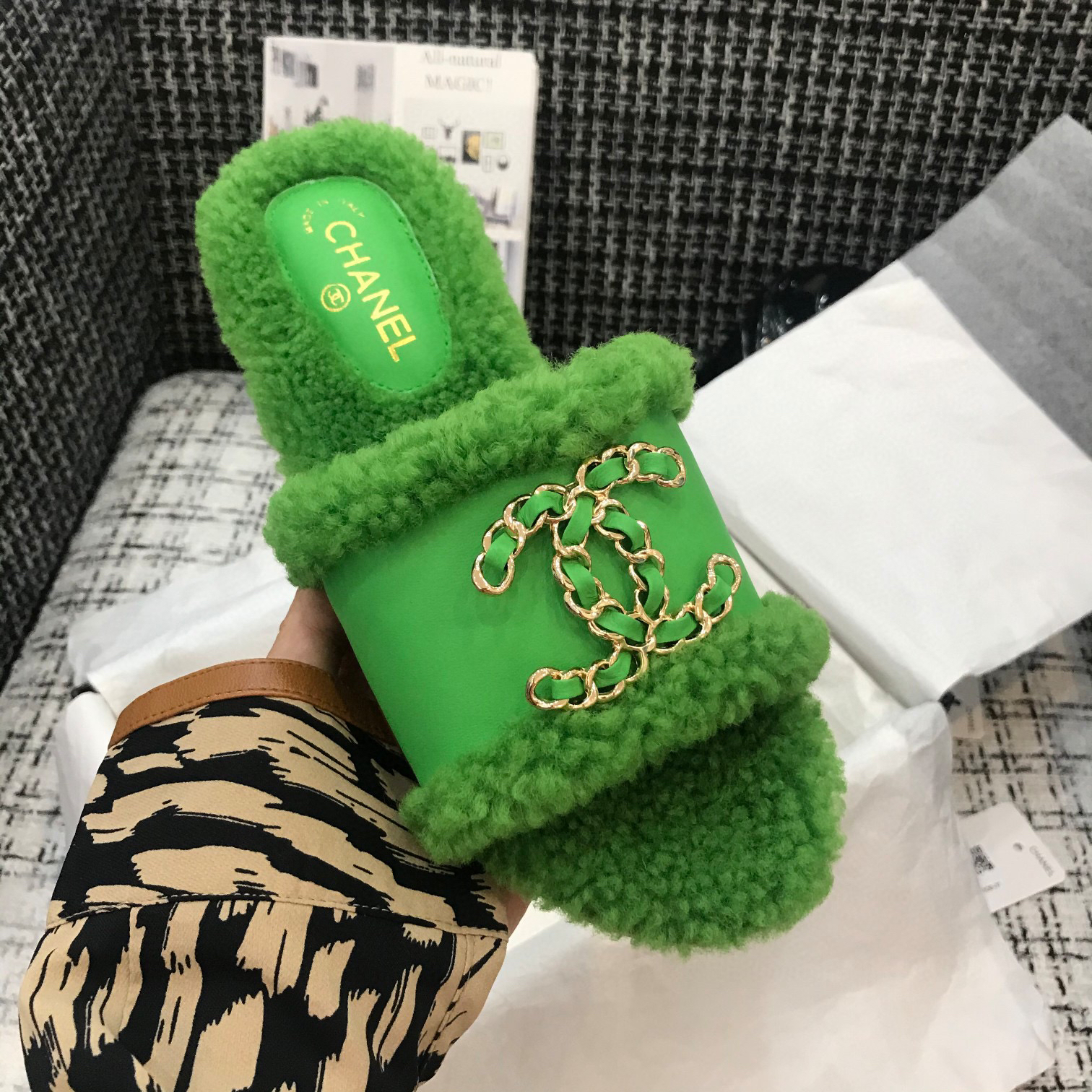 Ch**el Slippers 006