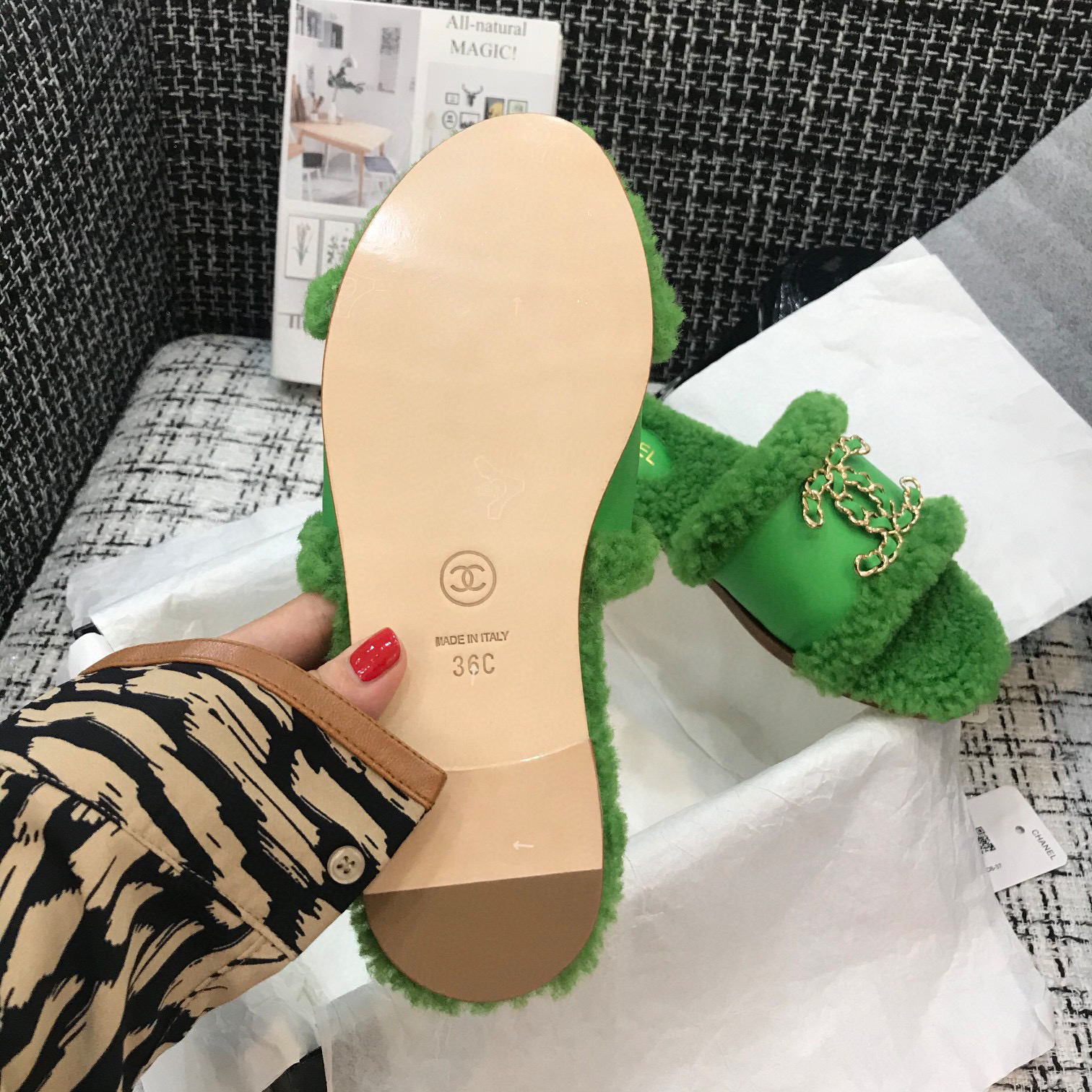 Ch**el Slippers 006