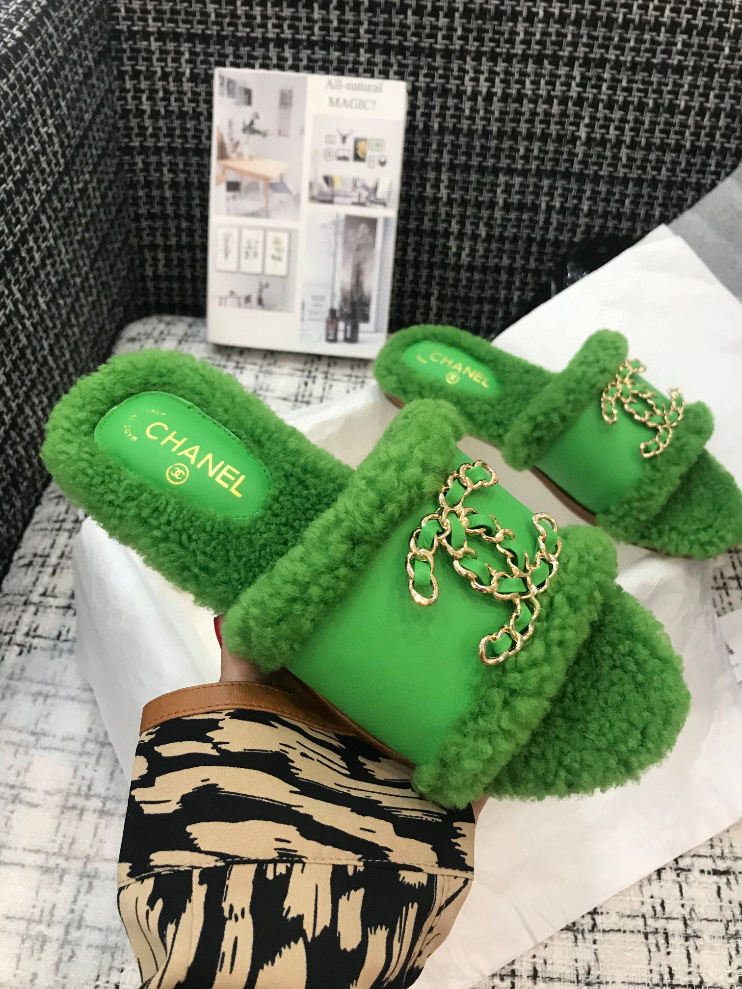 Ch**el Slippers 006
